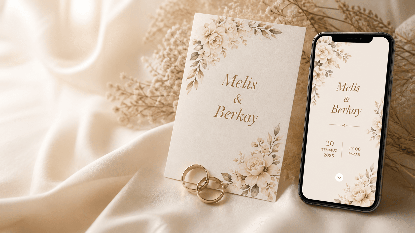 Telefon ekranında dijital davetiye ve yanında zarif basılı davetiye